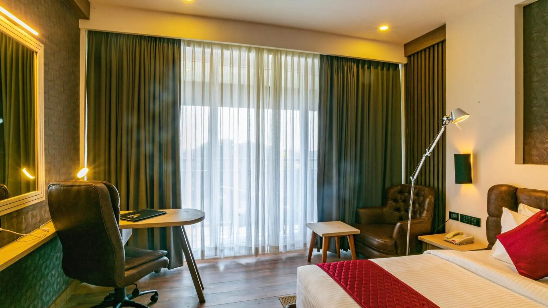 Classic Regency Alappuzha 5*,  India